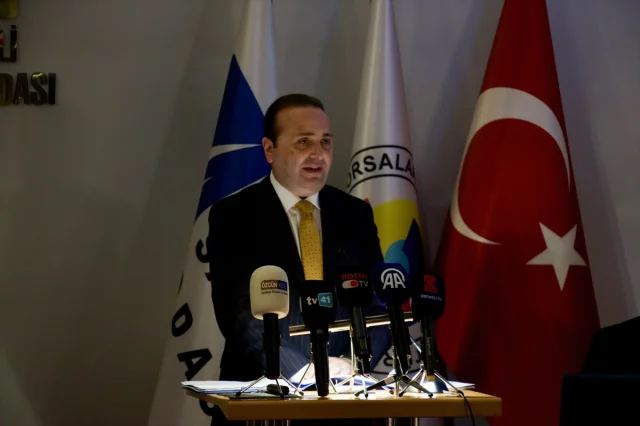 Kocaeli'de Bakan Yardımcısından Dikkat Çeken Savunma ve Tica...