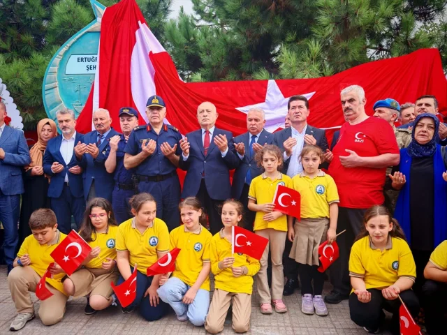 Ertuğrul Fırkateyni Anısına Trabzon'da Duygusal Tören