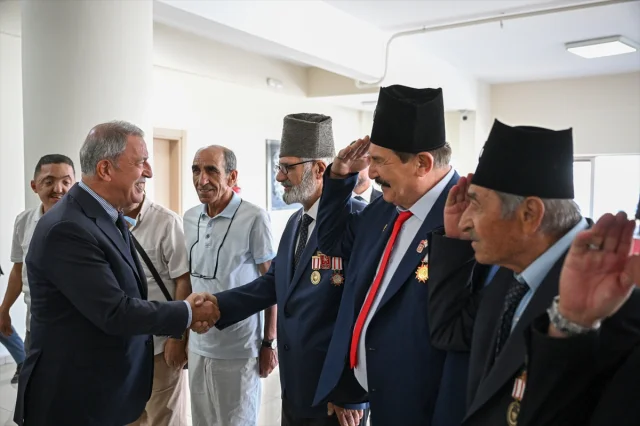 Hulusi Akar'dan Çarpıcı Açıklamalar: Terörün Sonunu Getireceğiz