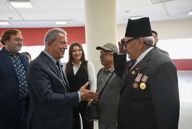 Hulusi Akar'dan Çarpıcı Açıklamalar: Terörün Sonunu Getireceğiz