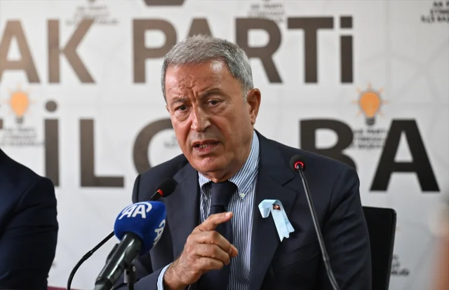 Hulusi Akar'dan Çarpıcı Açıklamalar: Terörün Sonunu Getireceğiz
