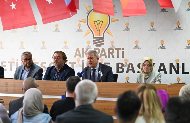 Hulusi Akar'dan Çarpıcı Açıklamalar: Terörün Sonunu Getireceğiz