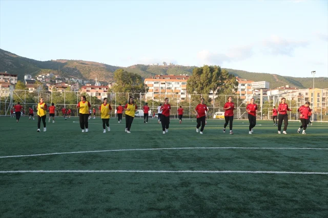 Kocaeli'nin Ragbi Gözdesi: Körfez Gençlerbirliği Parlıyor