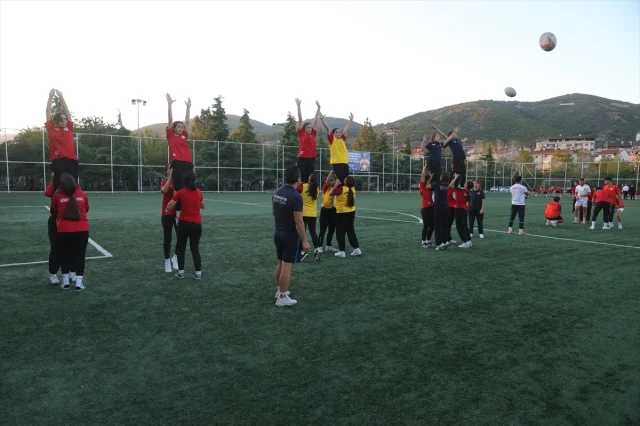 Kocaeli'nin Ragbi Gözdesi: Körfez Gençlerbirliği Parlıyor
