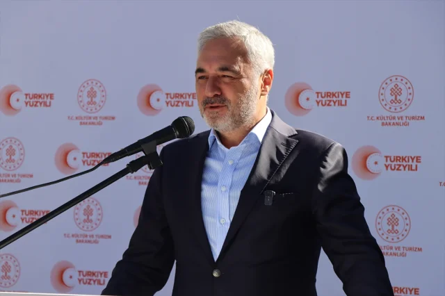Kırklareli'nde Açılan Modern Kütüphane Geleceğe Yatırım Yapıyor