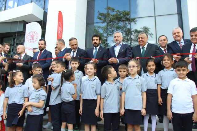 Kırklareli'nde Açılan Modern Kütüphane Geleceğe Yatırım Yapıyor