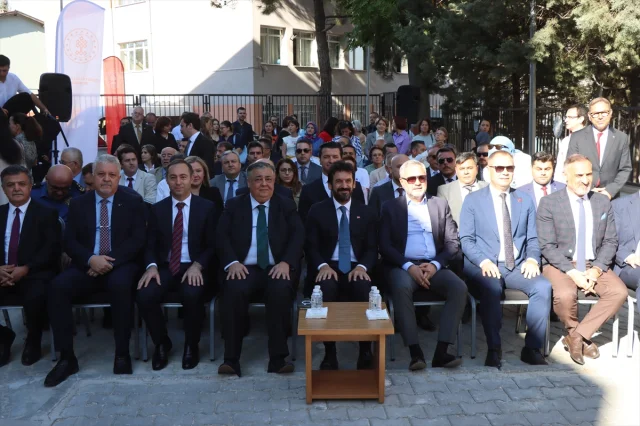 Kırklareli'nde Açılan Modern Kütüphane Geleceğe Yatırım Yapıyor