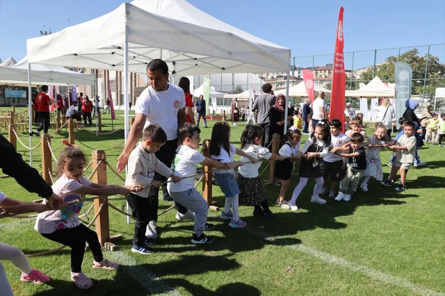 Geleneksel Oyunlar Tırı Çocukların Favorisi Oldu