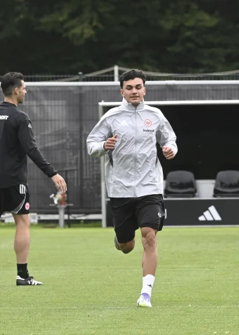 Eintracht Frankfurt ve Galatasaray'ın Dev Maçına Saatler Kala Heyecan Dorukta