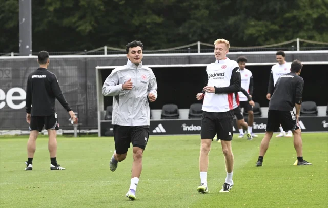 Eintracht Frankfurt ve Galatasaray'ın Dev Maçına Saatler Kala Heyecan Dorukta