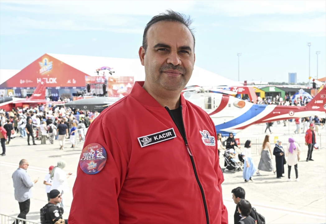 Türkiye'nin Yükselen Teknoloji Hamlesi Gençlerle Buluşuyor