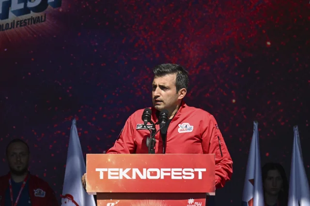 Türkiye'nin Yükselen Teknoloji Hamlesi Gençlerle Buluşuyor