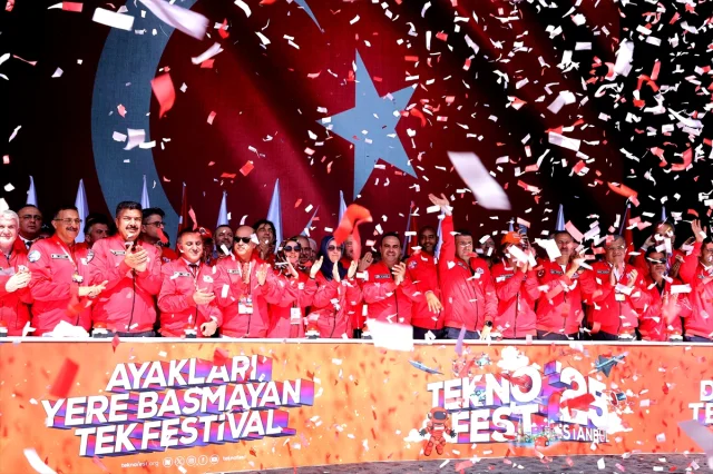 Türkiye'nin Yükselen Teknoloji Hamlesi Gençlerle Buluşuyor