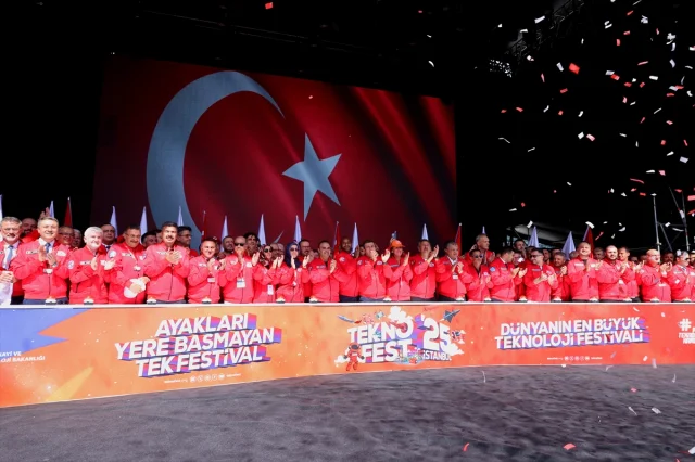 Türkiye'nin Yükselen Teknoloji Hamlesi Gençlerle Buluşuyor