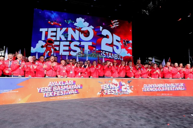 Türkiye'nin Yükselen Teknoloji Hamlesi Gençlerle Buluşuyor