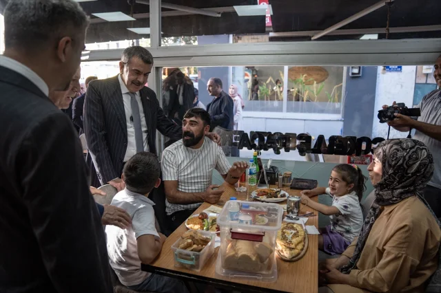 Milli Eğitim Bakanı Tekin'in Erzurum'daki Yoğun Temasları