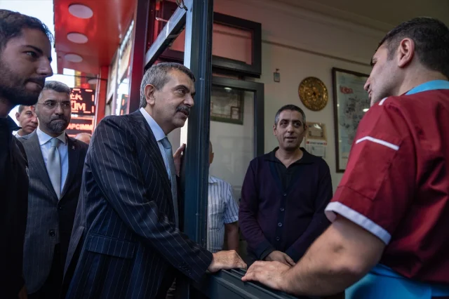 Milli Eğitim Bakanı Tekin'in Erzurum'daki Yoğun Temasları