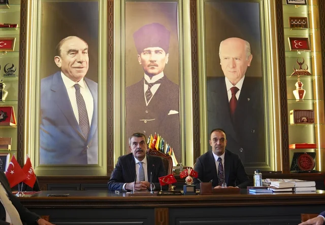 Milli Eğitim Bakanı Tekin'in Erzurum'daki Yoğun Temasları