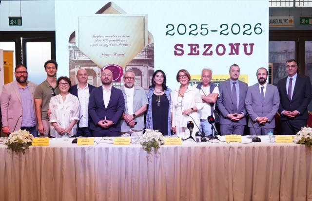 İBB Şehir Tiyatroları Sezonu Umut Dolu Oyunlarla Açıyor
