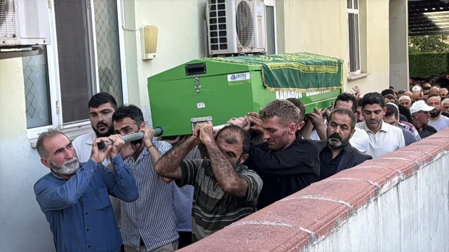 Karabük’te Gece Yarısı Korkunç Bıçaklı Kavga