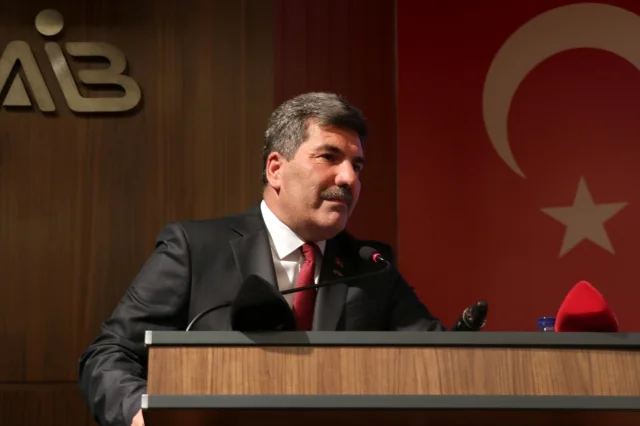 Gaziantep Halı Tasarım Yarışması Büyüledi: Genç Yetenekler Yükseliyor