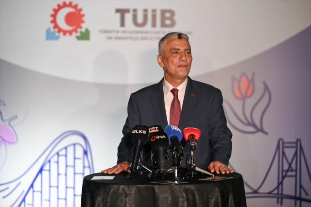 Bakan Bolat Azerbaycan'da Ekonomik İşbirliğinin Geleceğine Dair Önemli Açıklamalarda Bulundu
