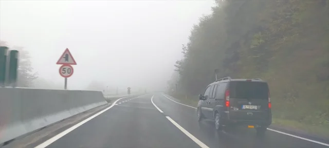 Bolu Dağı'nda Yoğun Sis: Sürücüler İçin Zor Anlar