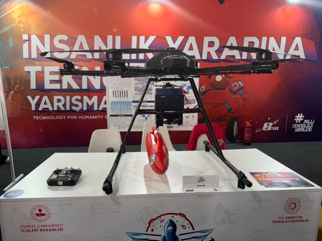Öğrencilerden Yapay Zeka Destekli Cankurtaran İHA: TEKNOFEST'te Heyecan Verici Gelişme