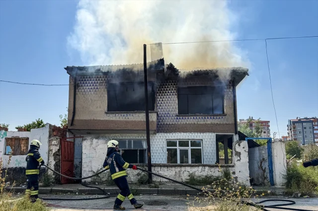 Konya'da Çıkan Yangınla Bir Aile Yıkıldı: İmmihan Teyze'nin Evinden Gerçekler