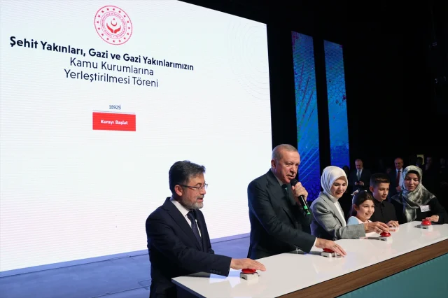 Cumhurbaşkanı Erdoğan Şehit ve Gazi Yakınlarına Seslendi: "Sizler Bizim Emanetimizsiniz"