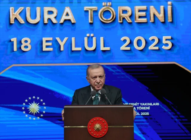 Cumhurbaşkanı Erdoğan Şehit ve Gazi Yakınlarına Seslendi: "Sizler Bizim Emanetimizsiniz"