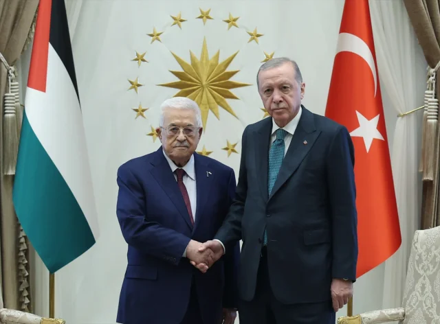 Erdoğan ve Abbas'ın Sürpriz Buluşması: Filistin Meselesinde Yeni Adımlar