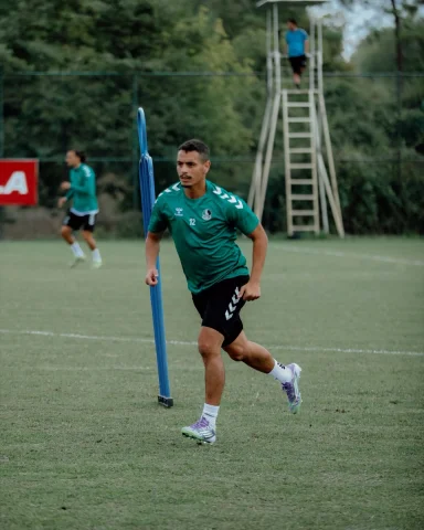 Sakaryaspor, Kritik Maç Öncesi Hazırlıklarını Tam Gaz Sürdürüyor