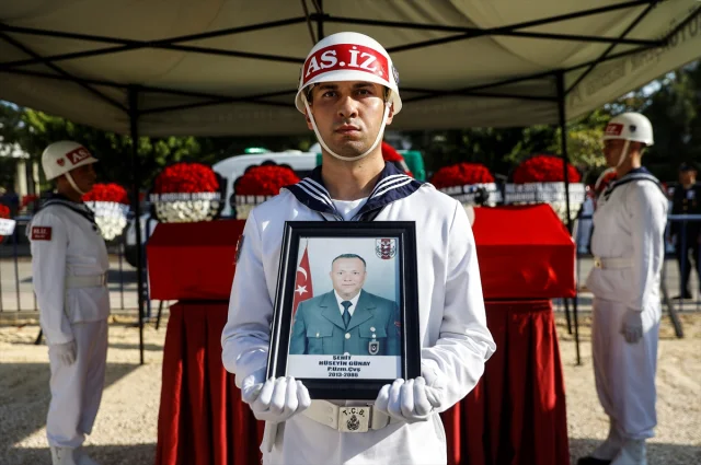 Mersin Şehidi Hüseyin Günay için Son Görevde Duygusal Anlar