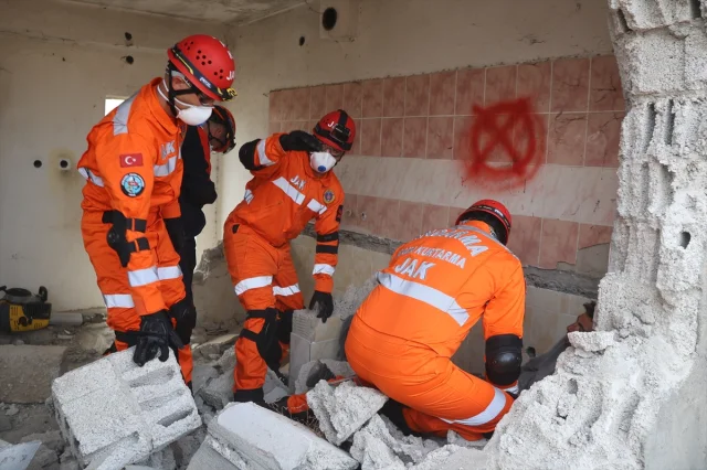 Iğdır'daki Deprem Tatbikatı Her Yönüyle Değerlendirildi