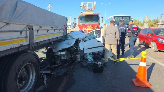 Aksaray'daki Feci Kazada Bir Anne Hayatını Kaybetti