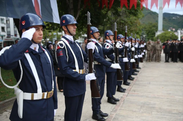 Gaziler Günü Karadeniz'de Coşkulu Törenlerle Kutlandı