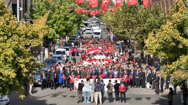Gaziler Günü Türkiye’nin Kalbinde Farklı Etkinliklerle Kutla...