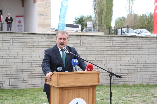Eskişehir'de Tarihi Cami Görkemli Törenle İbadete Açıldı