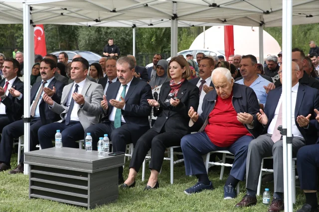 Eskişehir'de Tarihi Cami Görkemli Törenle İbadete Açıldı