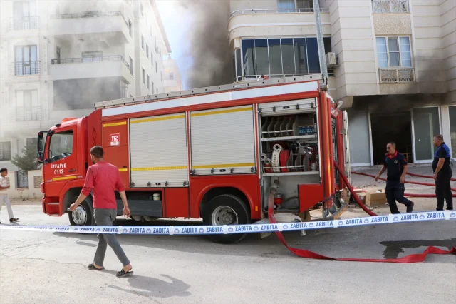 Kilis'te Tekstil Atölyesindeki Yangın Korkuttu