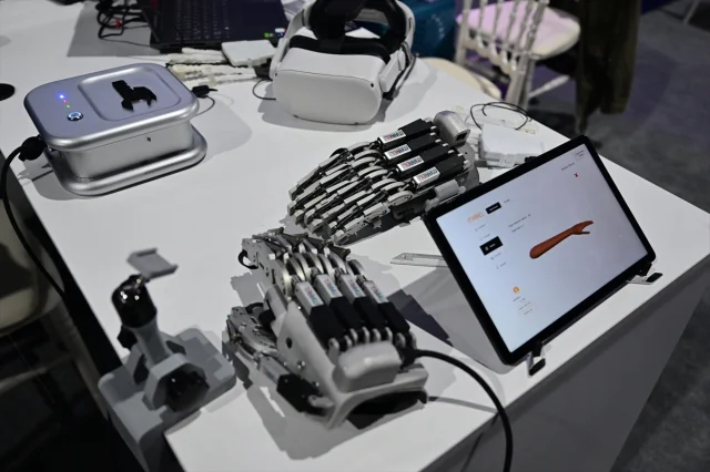 Yerli Yapım Robotik El Rehabilitasyon Sistemi Sağlık Hizmetlerini Dönüştürecek
