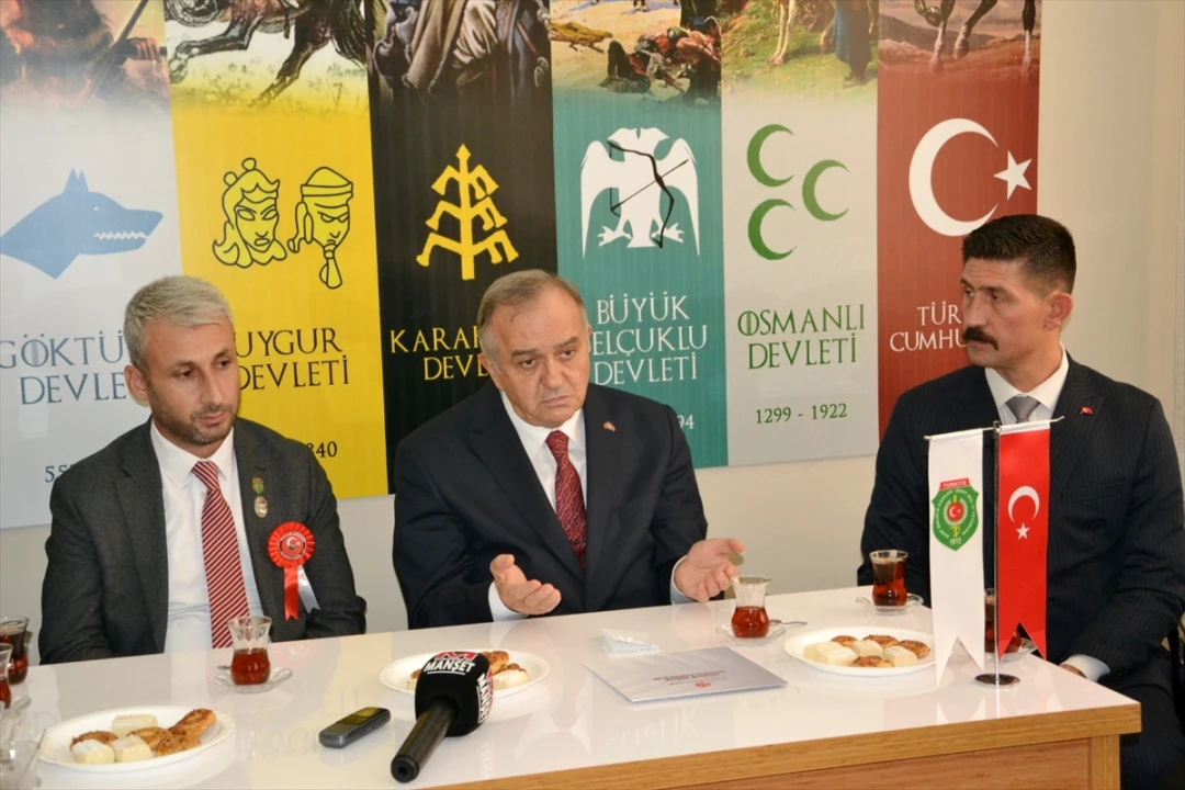 Erkan Akçay Manisa'da Vatandaşlarla Buluştu: Neler Konuşuldu?