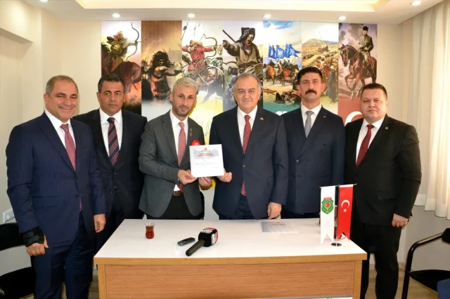 Erkan Akçay Manisa'da Vatandaşlarla Buluştu: Neler Konuşuldu?