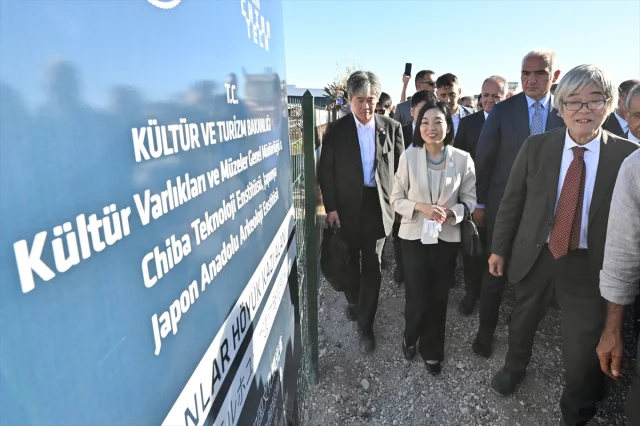 Ayanlar Höyük'te Keşif Heyecanı Japon Prensesin Katılımıyla Başladı