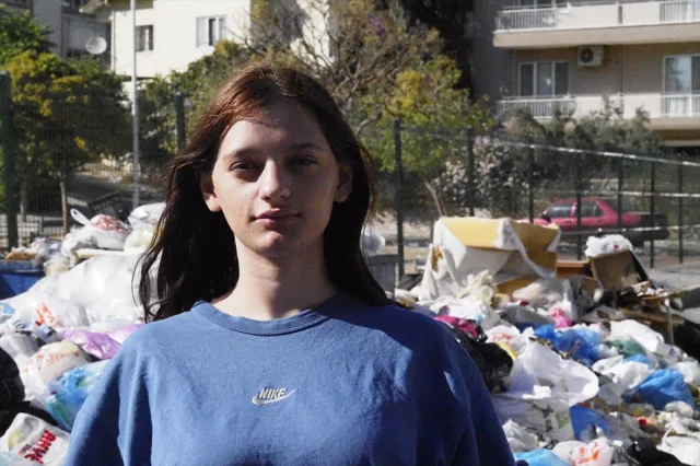 İzmir'de Çöp Krizi Mahalleliyi İsyan Ettirdi