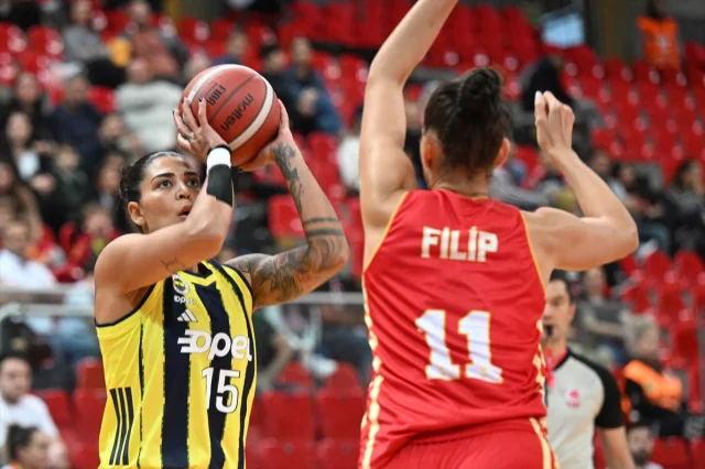 Erciyes Kupası'nda Nefes Kesen Kadınlar Basketbol Karşılaşması