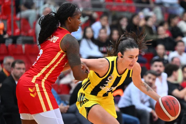 Erciyes Kupası'nda Nefes Kesen Kadınlar Basketbol Karşılaşması
