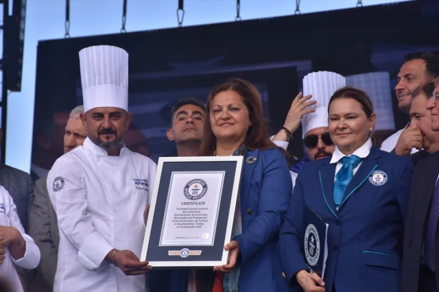 Gastro Afyon Festivali Başladı: Dev Lezzetler ve Rekorlar Bir Arada