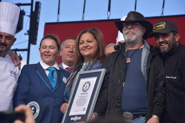 Gastro Afyon Festivali Başladı: Dev Lezzetler ve Rekorlar Bir Arada